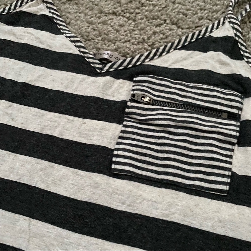 Zumiez Funky Story Charcoal Grey and Cream Stripe Tank Top with Front Zip Pocket - Picture 5 of 7